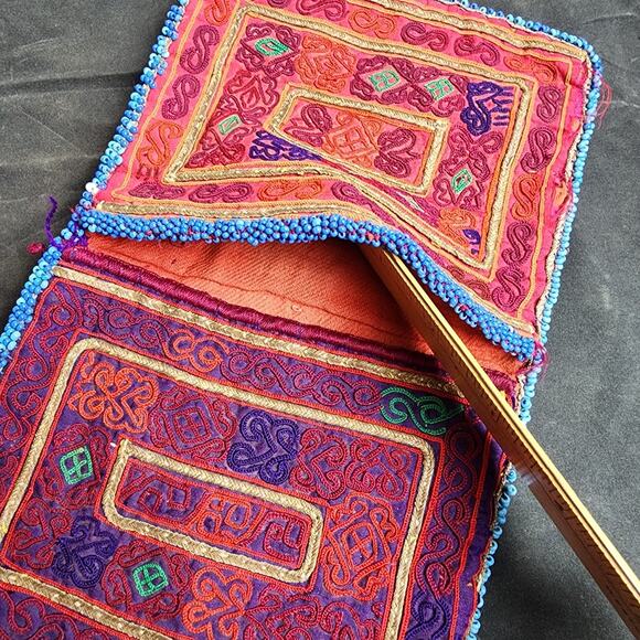 Kuchi Embroidered Pouch Wallet Central Asian Handmade Beaded Floral Accent - Picture 5 of 7
